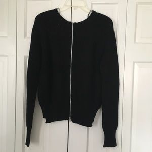 👋🏻 GOODBYE 2018 SALE! Black Sweater w/ Back Zip